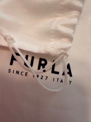 Bolsa guardapolvo Furla