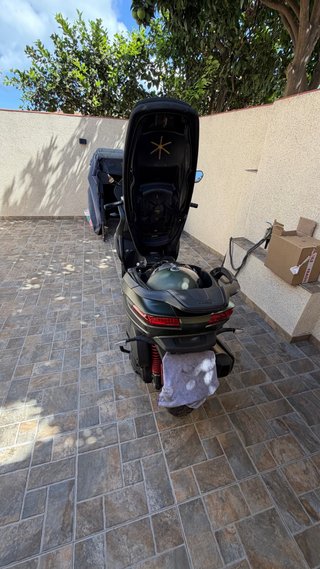 Piaggio MP3 - 500cc LT