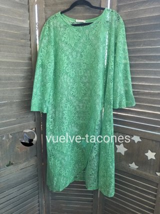 Sobrevestido asimétrico blonda ♡ New Collection *
