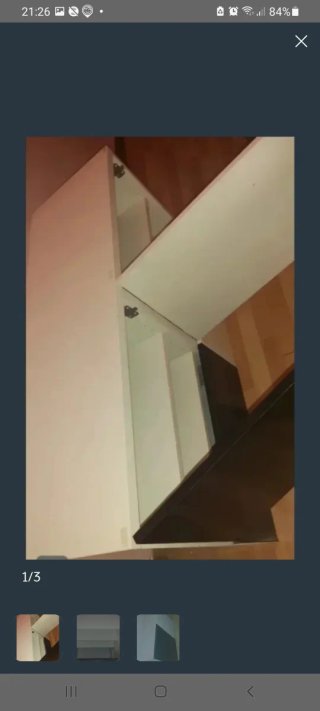 Mueble de salón blanco y negro