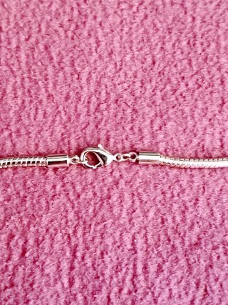 Cadena serpiente con colgante estrella 51 cm