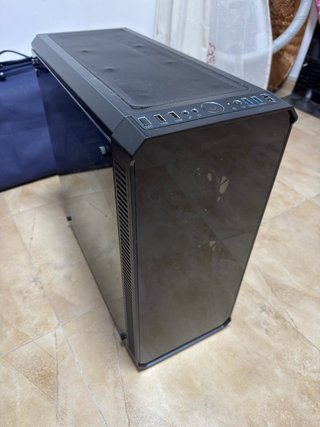 Torre Nox Hummer TGX Rainbow RGB 3.0