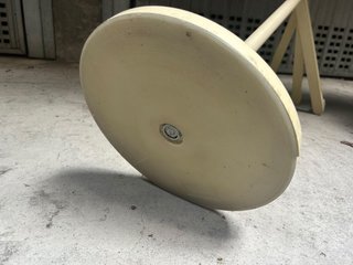 Porta asciugamani da bagno di Gedy Makio Hasuike