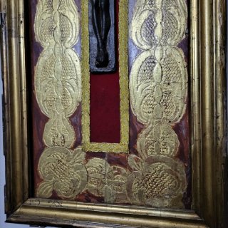 Antigüedades Tabla dorada con figura de Cristo