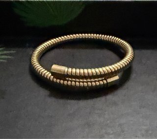 Pulsera Tubular Dorada