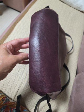 Mochila Desigual Negra y Vino Bordada