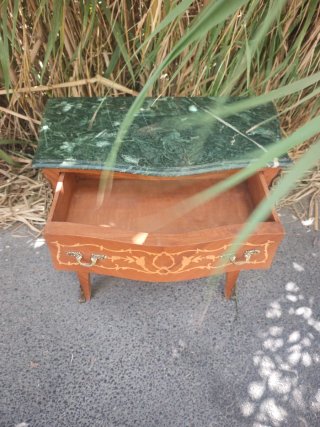 Cómoda Luis XV Bombé Madera y Mármol