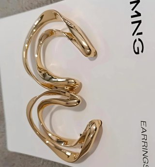Pendientes dorados Mango última colección NUEVOS