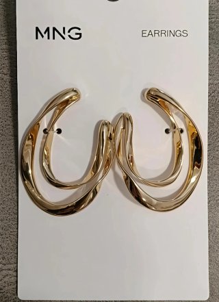 Pendientes dorados Mango última colección NUEVOS
