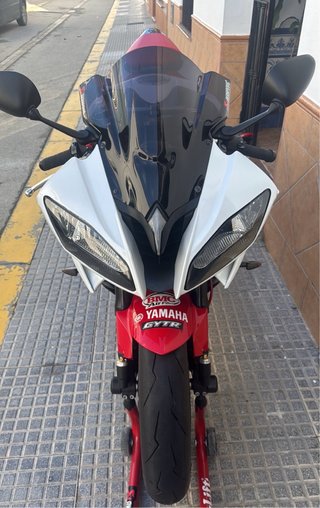 Yamaha R6R 2011