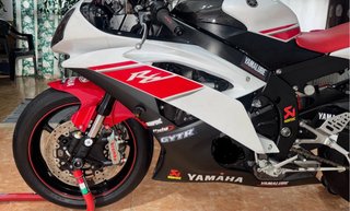 Yamaha R6R 2011