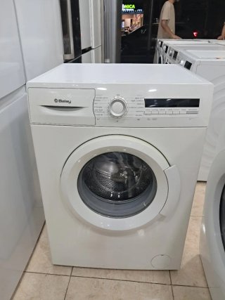 Lavadora Balay 6kg 1000 rpm