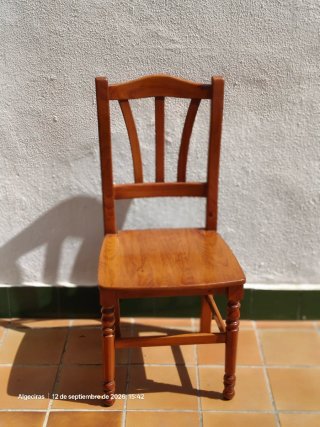 Juego mesa comedor + 7 sillas