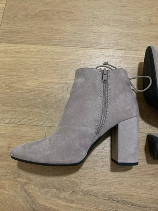 Botines tacón ancho Pull&Bear nude talla 37