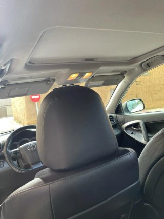 Toyota RAV4 2011