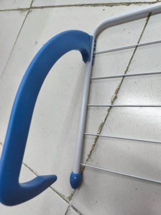 Tendedero de radiador plegable