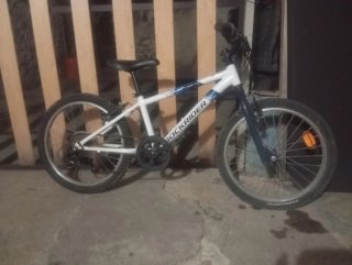 Bicicleta infantil Rockrider blanca