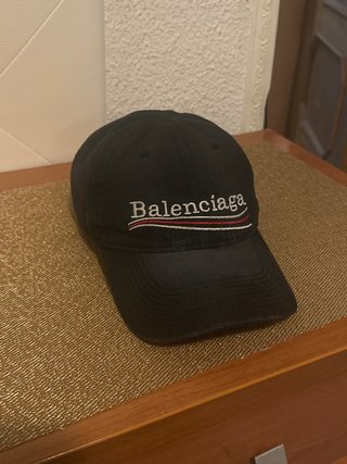 Gorra Balenciaga azul oscuro