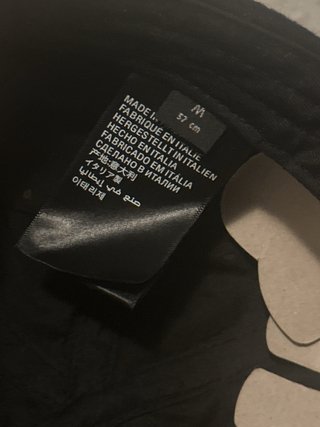 Gorra Balenciaga azul oscuro