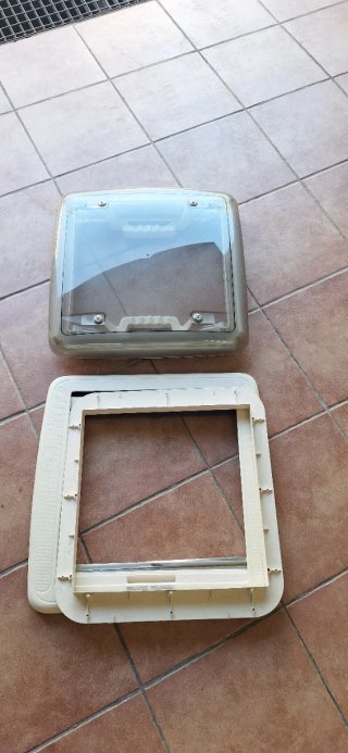 Ventana Caravana Adria