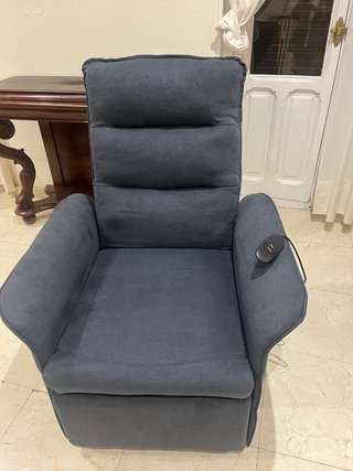 Sillón reclinable eléctrico gris