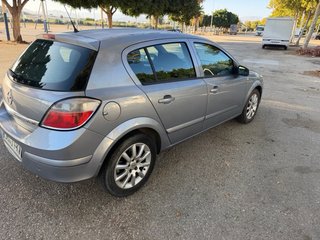 Opel Astra1.7DCTI año 2007 (negociable)