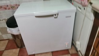 Congelador de 200L con garantía de 1 año y medio