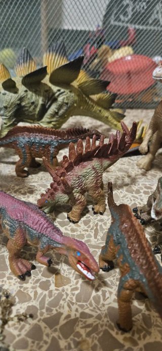 Lote 14 dinosaurios de goma