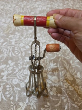 Batidora de mano antigua