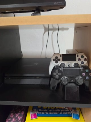 PS4 500GB Negra