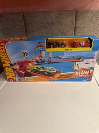 Hot Wheels Stunt Tracks Mega Rally Set
