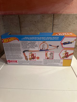 Hot Wheels Stunt Tracks Mega Rally Set