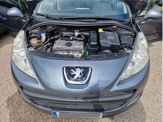 Peugeot 207 2010