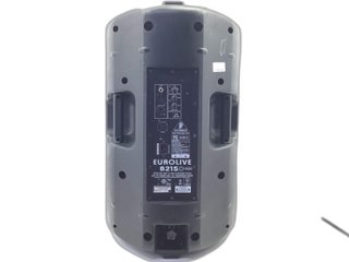 E749696-0 CAJA ACUSTICA BEHRINGER EUROLIVE E215D