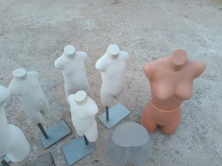 Lote maniquíes infantil y bustos para tiendas