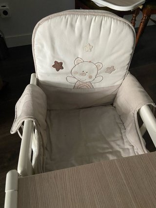 Trona de madera convertible mesa+silla