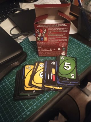 UNO Show 'Em No Mercy