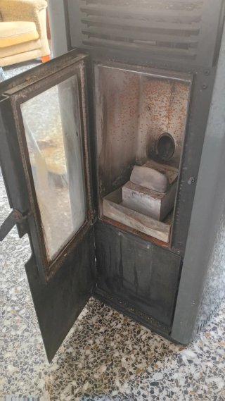 Estufa de pellet Qlima