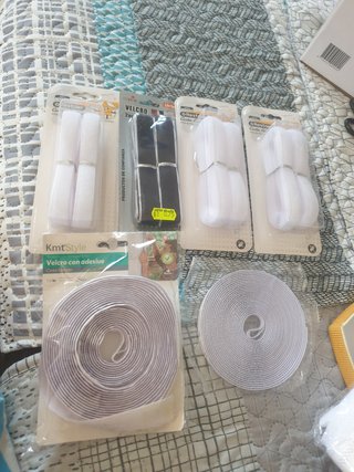 Cintas Adhesivas Velcro (Blanco y Negro)