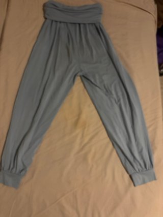Pantalón azul celeste elástico
