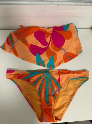 Bikini estampado tropical