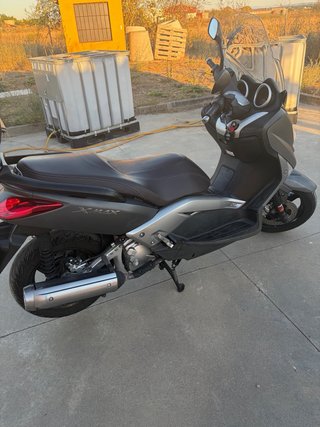 Yamaha x max 250