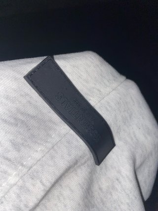 Pantalones cortos Essentials Fear of God grises