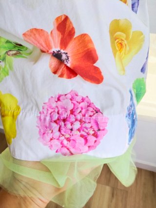 Vestido Monnalisa niña flores blanco corto