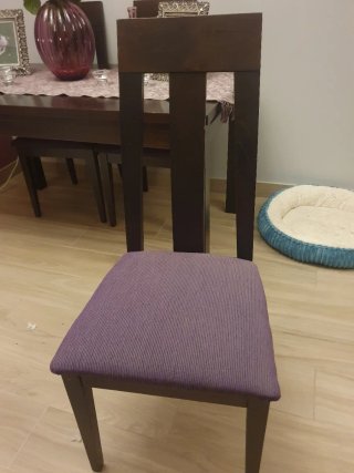 Mesa comedor madera oscura + 4 sillas