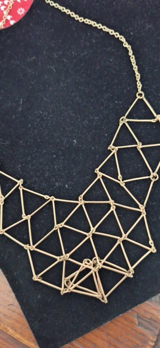 Collana bigiotteria geometrica oro