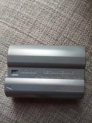 Cargador Nikon MH-25a para EN-EL15a y bateria