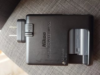Cargador Nikon MH-25a para EN-EL15a y bateria