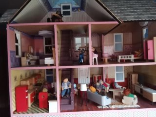 Casa de muñecas rosa venta en persona