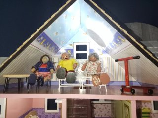 Casa de muñecas rosa venta en persona